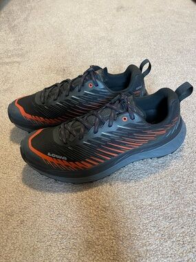 Lowa Fortux black/flame men’s size 9.5